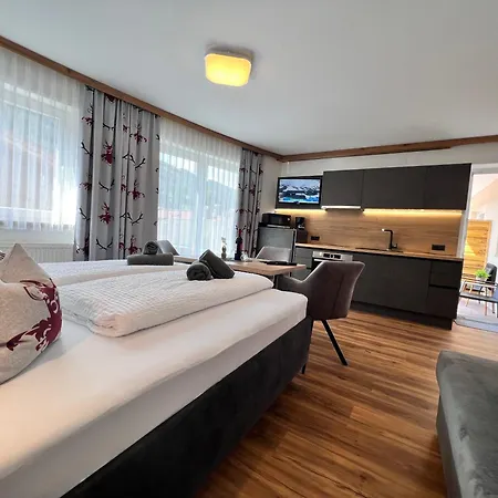 Kofler Apartment *